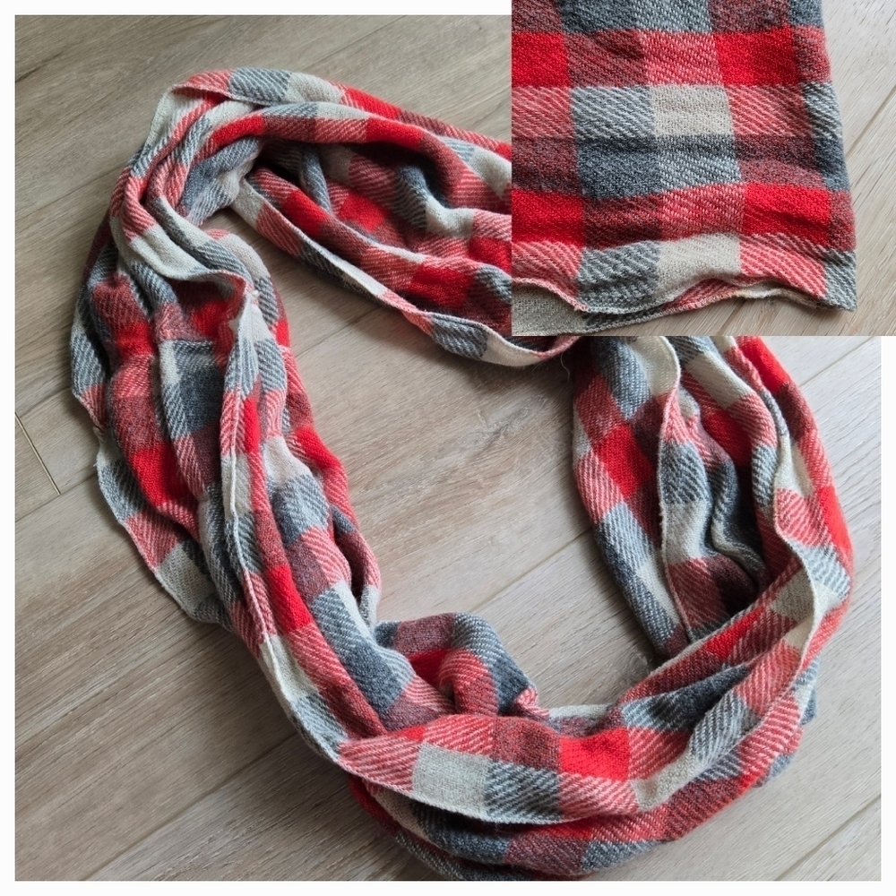 Women's Dark bold orange, gray & tan Plaid Infinity Scarf EUC one size